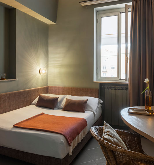 Small Double Rooms in rome