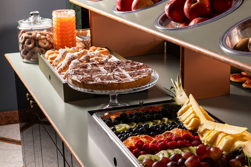 Sweet and fruit breakfast buffet - Hotel Marisa, BZAR hotels in Rome - View 2