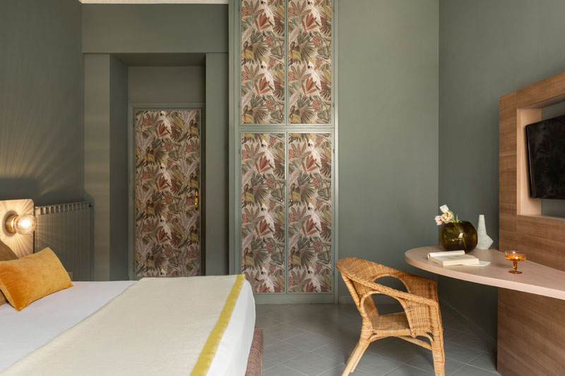 Triple room with desk and TV - Hotel Marisa, BZAR hotels in Rome - View 1