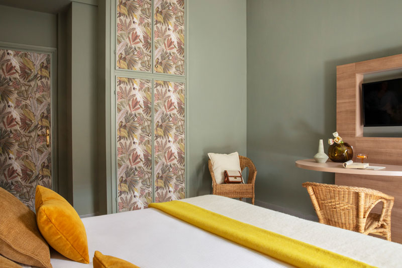 Triple room with desk and TV - Hotel Marisa, BZAR hotels in Rome - View 2